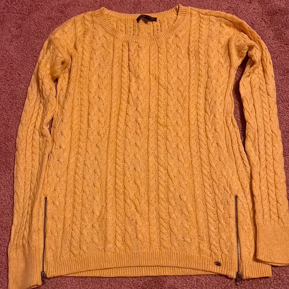 American Eagle Yellow Sweater, Size S, Good Condition